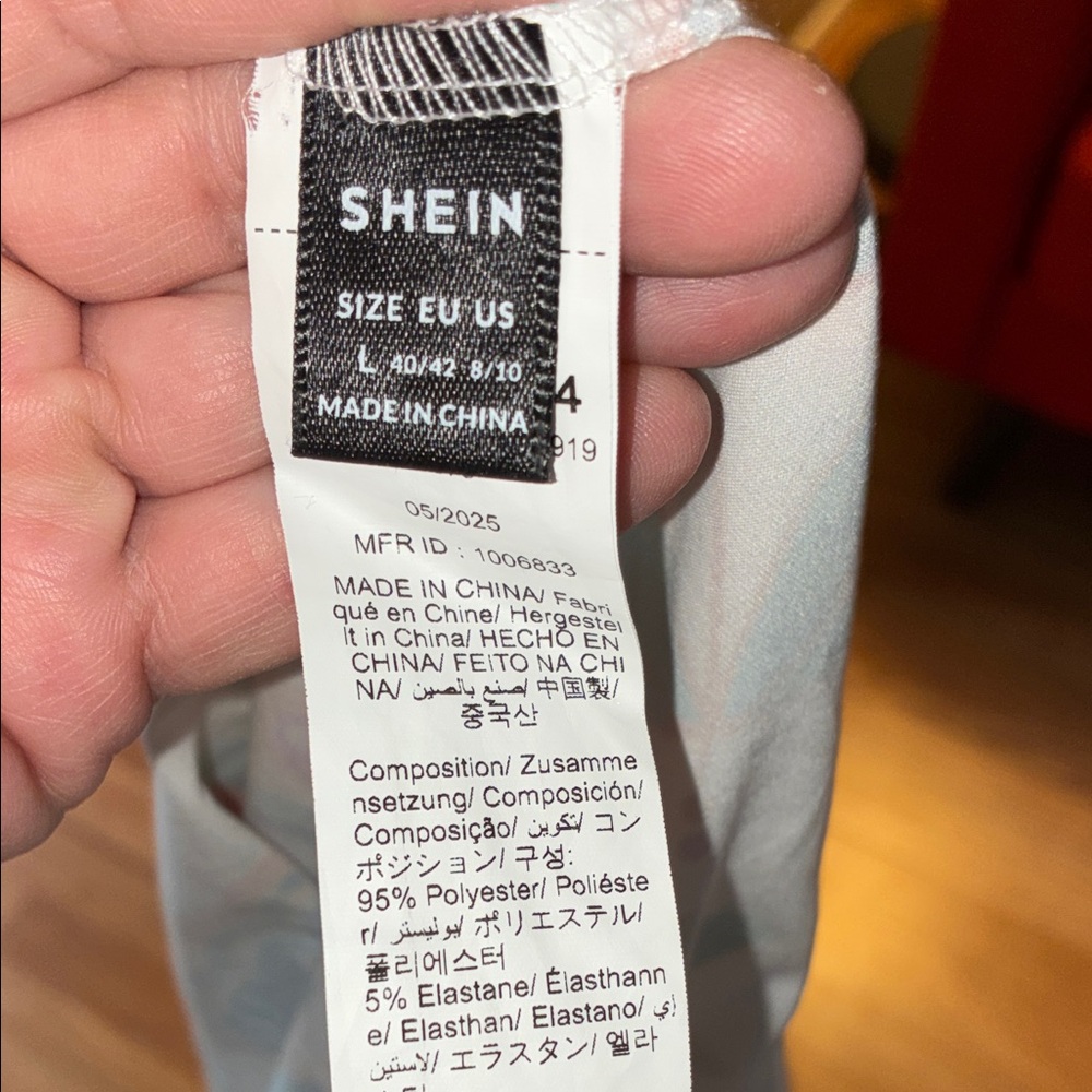 SHEIN Floral Patterned Bodysuit - Picture 7 of 8